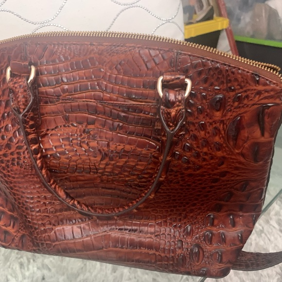 BRAHMIN  Come get your real cocodrile skin purse beautiful color one size - Picture 4 of 9